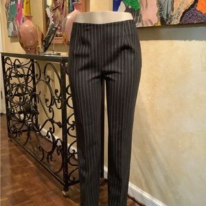 Metradamo striped pant.